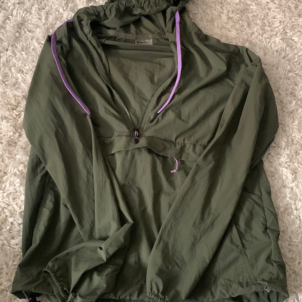 Brand NWOT marmot shell anorak